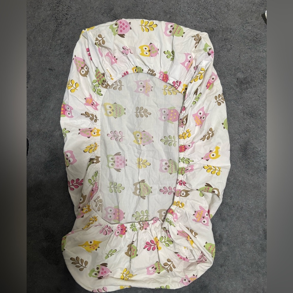 Circo Pink Forest Friends Crib/Toddler bed Comforter & Fitted Sheet - Picture 10 of 10